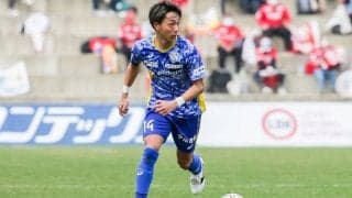 バックスピンをかけた華麗なループシュート！宮本恒靖氏も「イメージの持ち方が良い」と称賛の中川風希が月間ベストゴール受賞