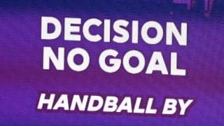 天国か地獄か…終盤に勝越し弾もVARで取り消されたうえGKのハンドで相手にFK、直接決められジ・エンド
