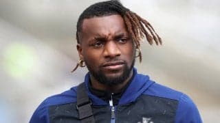 定価5万円！ニューカッスルFWのルイ・ヴィトン製ヘアバンドに注目！以前はグッチを愛用