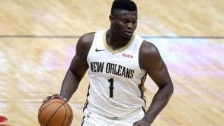 離脱中の129kgザイオン、軽々決めた360°ダンクに米衝撃「怪我してる？」「試合出て」