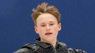 フィギュア米17歳が世界Jr.新記録　得意の4回転なしで圧巻、ネット上でも脚の長さ話題