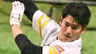 鷹・栗原、左膝手術から3日で歩行リハビリ　ファン驚き「早い!!　もう歩ける」