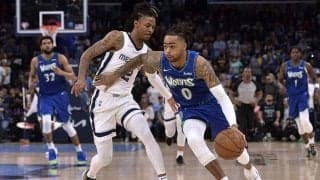 試合中に“チェーン女”が乱入　また起きた退場劇に米批判「接着剤ガールの妹か？」