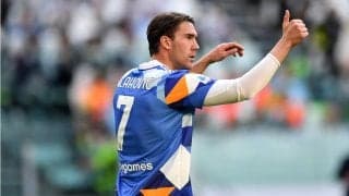 「キャプテン翼みたい」ヘッド、ヘッド、オーバーヘッドからヘッド! ヴラホビッチの劇的ゴールに「ゲームでも難しい連携」