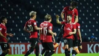 ｢超芸術的FK｣が決まった!!浦和レッズの新加入FWアレックス・シャルクが｢ACLで2ゴール｣!5-0大勝に貢献したFK弾