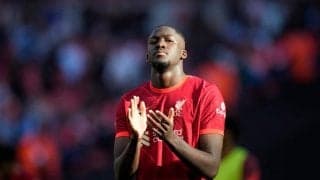 「心臓を捧げよ」マンチェスター・シティ対リバプール戦で南野拓実の同僚DFの『進撃の巨人』ポーズに「17万いいね！」