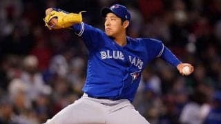 菊池雄星、マウンドで指を舐めて四球　指摘した塁審に賛否「馬鹿げた判定」「正しい」