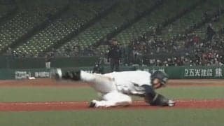 “ランニングHR”目前でまさかの大転倒アウト　西武ベンチも頭抱えたハプニングに騒然