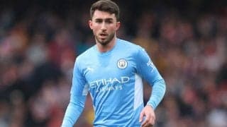 シティDFラポルテが同僚の“タトゥー” を品定め、エデルソンは「多いけど、かっこよくはない」