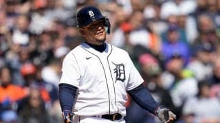 3冠王打者の背後が「クレイジーだ」　MLBの歴史的快挙目前に生まれた珍百景が米話題