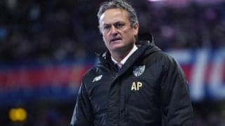 「男前すぎる」「スマートな心遣い」FC東京のアルベル監督がバラを贈った女性は?「素敵なバラを頂きました」