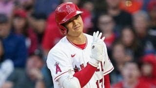 【MLB】大谷翔平が絶叫「危ないっ！」　打球が敵軍ベンチ強襲、本拠地ファンも騒然