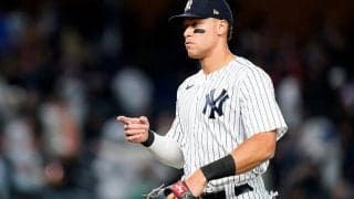 【MLB】走者を欺いた「送球バグってる」　ヒョイ投げなのに激烈「世界一優しいレーザー」