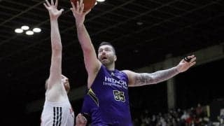 サンロッカーズ渋谷がアルバルク東京との激戦を制す…伊佐HC「みんなでつないだ大きな1勝」