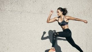 パフォーマンスを上げたい女性アスリート必見！生理に伴う不調、どう改善する？