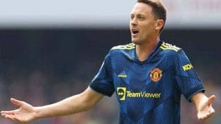 煽り方まで恩師の影響？マティッチがアーセナルサポーターに“3本指”立てる「流石は教え子」