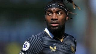 お気に入りのヴィトンが使えなくなる？ニューカッスルFWのヘアバンドにプレミアリーグから注文が入る