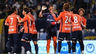 低迷・大宮が群馬相手に2点差大逆転で2勝目！ 首位・横浜FCは町田に追いつかれドローも12戦無敗、甲府は4連勝【明治安田J2第12節】