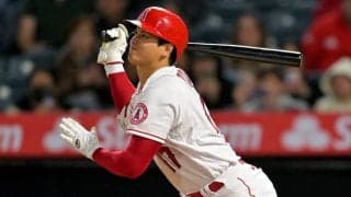 「大谷ルールの効果だ！」大谷翔平の今季２勝目にファン熱狂！降板後も２安打１打点でエンゼルスの首位浮上を後押し