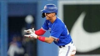 加藤豪将、MLB初安打記念球で同僚がいたずら　お茶目な“犯人”に米反響「楽しそうだ」