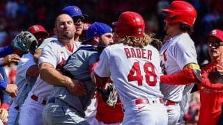 【MLB】顔面付近への151キロから“大乱闘”　前日に頭部死球の主砲が激怒「卑劣だ」