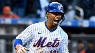 MLBでヘルメットに起きた“異変”を相手選手が発見、本人も驚き　米爆笑「君はFAだ」
