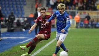 ｢極上のスルーパス｣！日本代表・伊東純也が3得点に絡む活躍でヘンクをプレーオフ連勝に導く！スピードスターが魅せた「全てが完璧」の絶妙アシスト