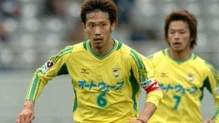 「サッカーの話をいっぱいしたかった」阿部勇樹が恩師・オシム氏を追悼、師弟2ショットも