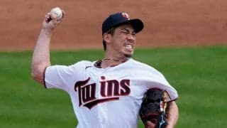 前田健太、ベンチに飾られた“謝罪”にMLB公式サイトまで注目「チームのため遠ざかる」