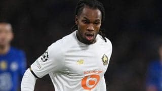 メガネはダメ！ 数秒で2枚のイエローもらい退場、主審への抗議が仇に