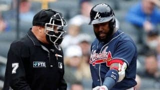 「３球も続けて起こるか？」MLB球審の連続“誤審”に非難殺到！「馬鹿げている」「バッターがかわいそう」とファンも憤慨