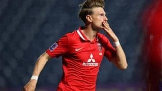 「全員いなくなってる」ユンカーの写真で浦和の“大改革” が改めて明らかに…多くの選手が退団