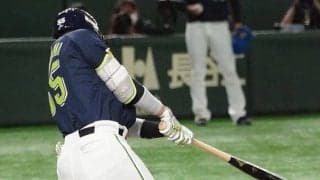 「あのコースぶち込むんか」燕・村上の“すくい撃ち満塁弾”が「意味わからん」