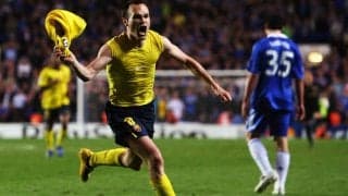 イニエスタも「あの夜の感動は忘れない！」バルサを3冠へと導くチェルシー戦でのスーパーミドル