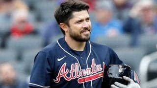 【MLB】警備員の脳天直撃…　打者も頭抱えた悲劇の瞬間が「こんなの見たことない」