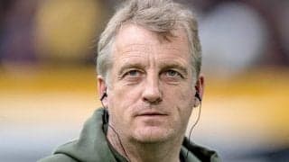 「10年後も20年後も、この夜のことを」2点差逆転し1部昇格のシャルケ、監督が選手を称賛「センセーショナル」