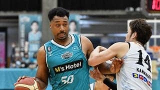 サイモンとハーパーがそろってダブルダブル…京都がホームで島根との接戦に勝利