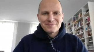 「安間志織はワールドクラス」 - 独アイスフォーゲル、ハラルド・ヤンソンHC独占インタビュー（1）