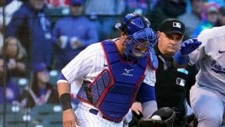 【MLB】無防備な打者が悶絶「汚いプレーだ」　不意打ちの“急所攻撃”は「一体どうして？」