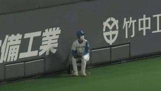 激ムズ打球も余裕の「ボールボーイうっま」　一歩も動かぬ“美技”が「ナイスプレー」