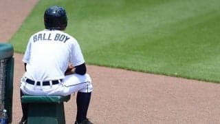 【MLB】「気の毒なボールボーイ」が恥ずかしすぎる…　好捕一転の“悲劇”に「無事を願う」