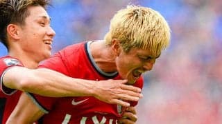 鹿島がここ5戦0失点の札幌一蹴で首位堅持！　上田＆鈴木の揃い踏みなどで4ゴール【明治安田J1第13節】