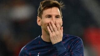 メッシが“メッカへの玄関口”を訪問しPSGユニをプレゼント「感銘を受けました」