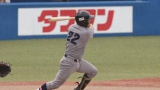 12安打の猛攻で明大に快勝　勝ち点奪取へ弾みをつける／明大１回戦