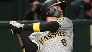 佐藤輝明の2本目が「これまたエグい」　内角粉砕の“怪物弾”は「飛ばし過ぎ」