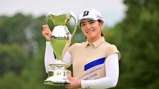 週末の女子ゴルフで感動シーン　2年ぶりV渡邉彩香を待っていた2人に反響「泣いてます」