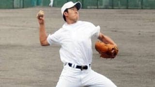 斎藤佑樹がついに手にした早実の背番号１。だが「なぜこのタイミングで…」と困惑した