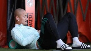 「なんて可愛い女の子なの」、「とってもキュート」セルティック前田大然が娘とナイキ50周年を祝福！手書きのロゴは“緑色” 