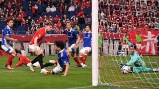 「前半で3−0リード」から「まさかの展開」真逆の45分間と「浦和サポーターが掲げていた言葉」【浦和vs横浜FM】(1)