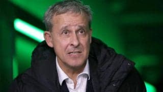 グロイター・フェルト、リトバルスキ氏の次男・ルシアンとプロ契約で獲得